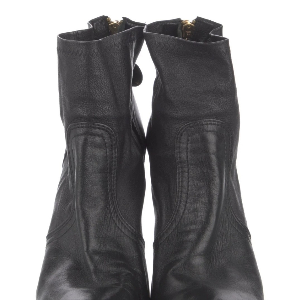 Tory Burch Chelsea boots